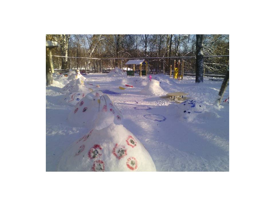 Зимние постройки в стиле Дымковская игрушка Слайд 11
